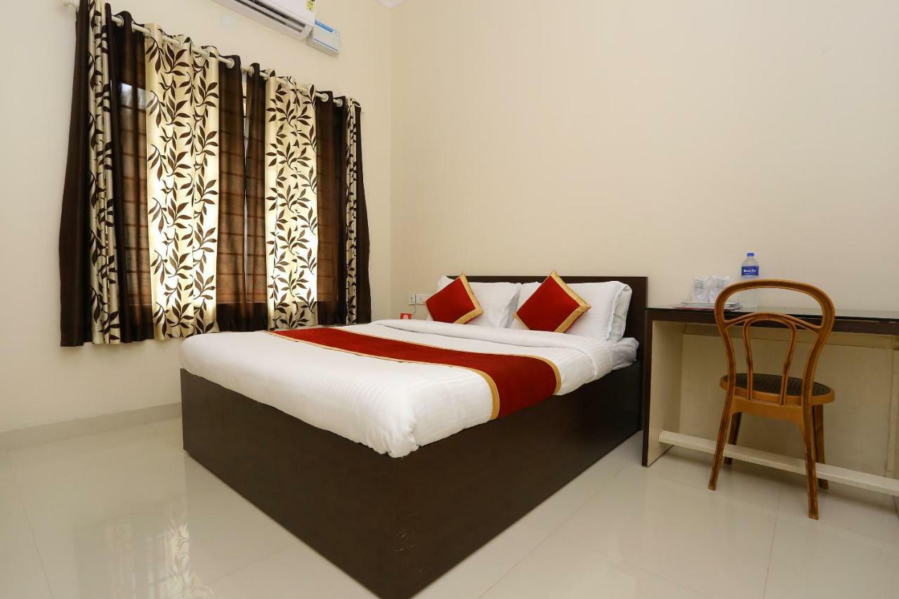 Oyo 9118 Saravana Inn Thiruvananthapuram Exterior foto